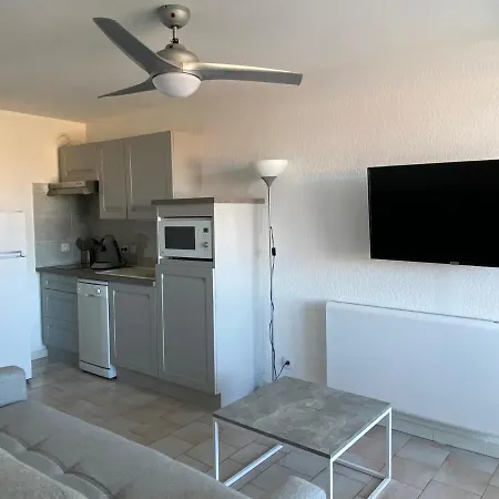 Les Locations Cinaureva « la Baie Des Iles » アパート ラ・ロンド・レ・モール